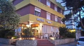 Отель Hotel Resi San Bernardo  Сан-Бернардо